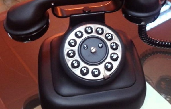 Telefono stile antico