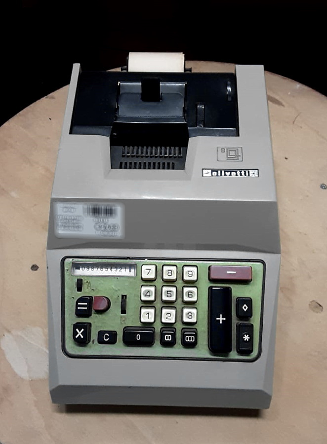 Calcolatrice vintage Olivetti