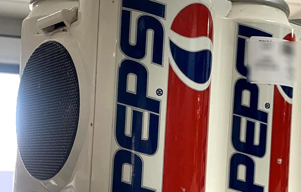 40132 Radio a forma di lattine Pepsi
